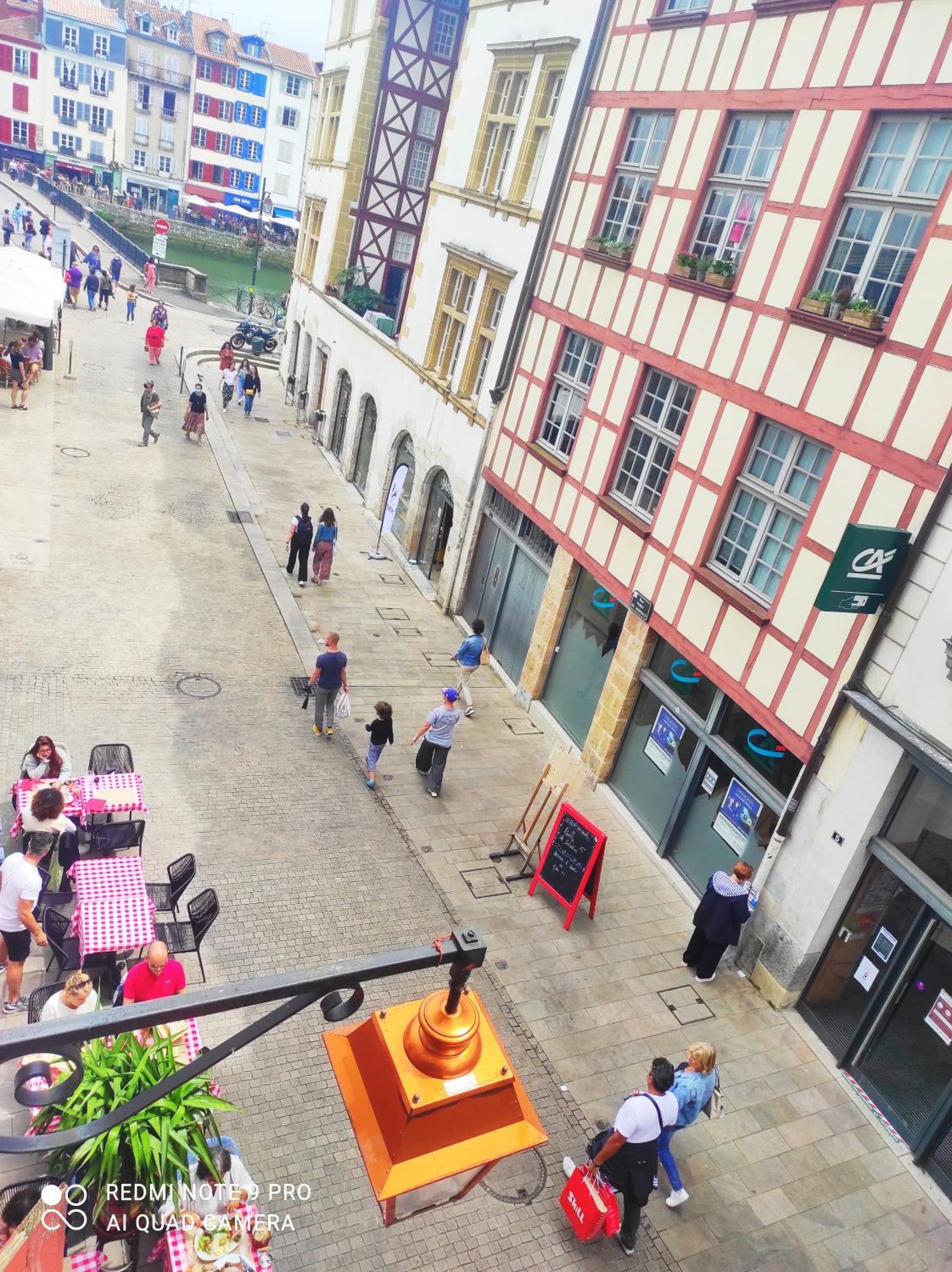 Carre Des Halles Centre Historique Leilighet Bayonne Rom bilde